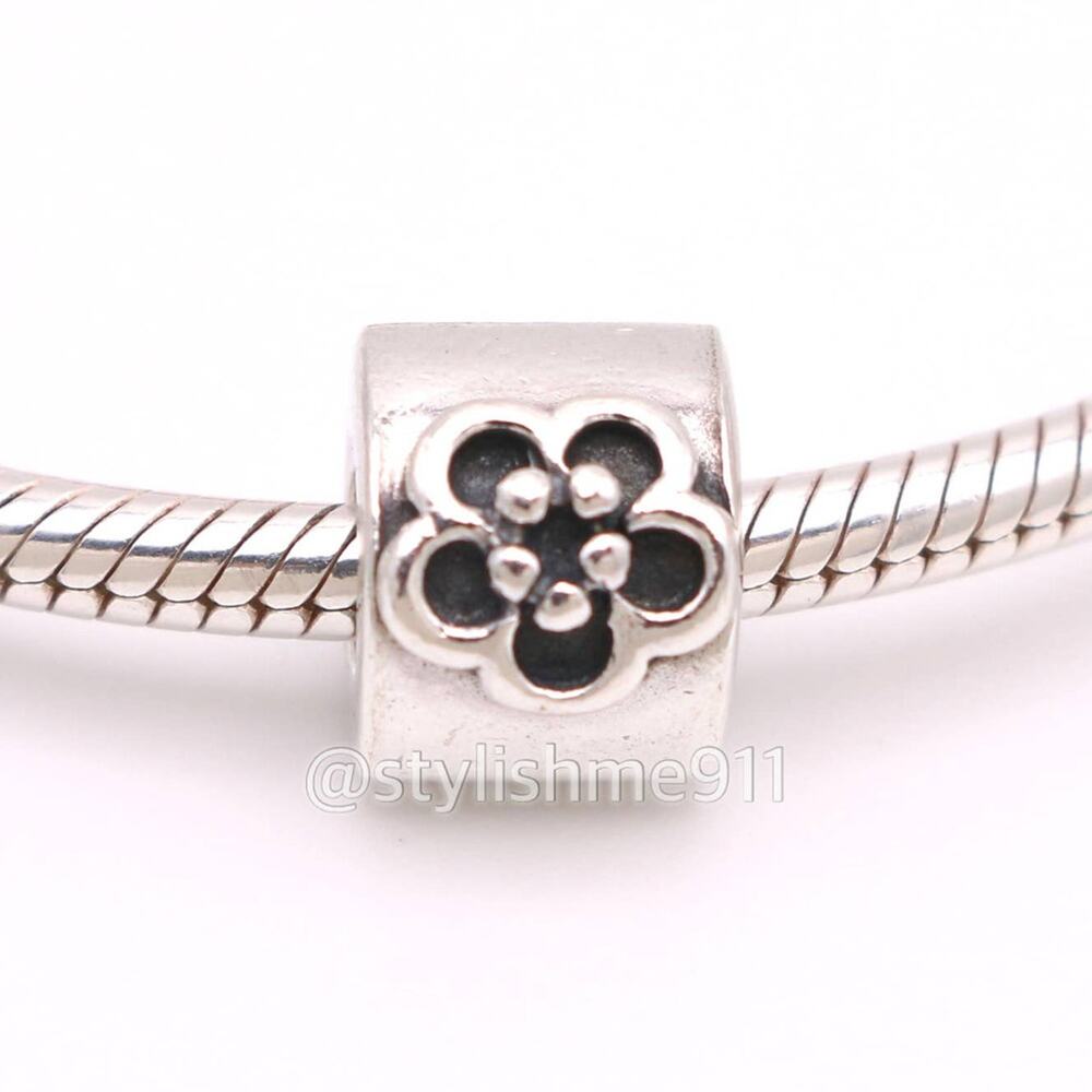 Authentic PANDORA Retired DAISY FLOWER Charm - Picture 2 of 9